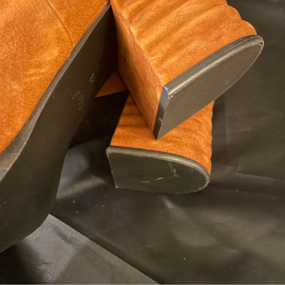 Saint J boots - Picture 7 of 7